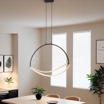 ثريا مودرن اسود بتصميم مميز