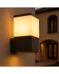 فانوس جداري مودرن أسود زجاج أوبال E27 فومجالي - ايطالي